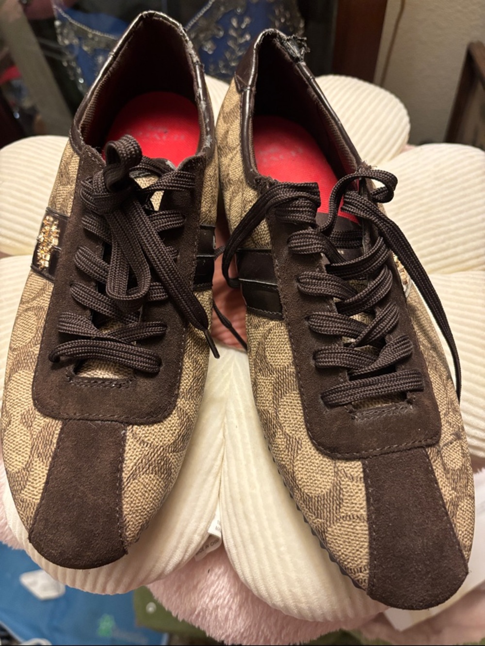 Woman CoachCasual Lace-Up Sneakers in Brown and Tan
